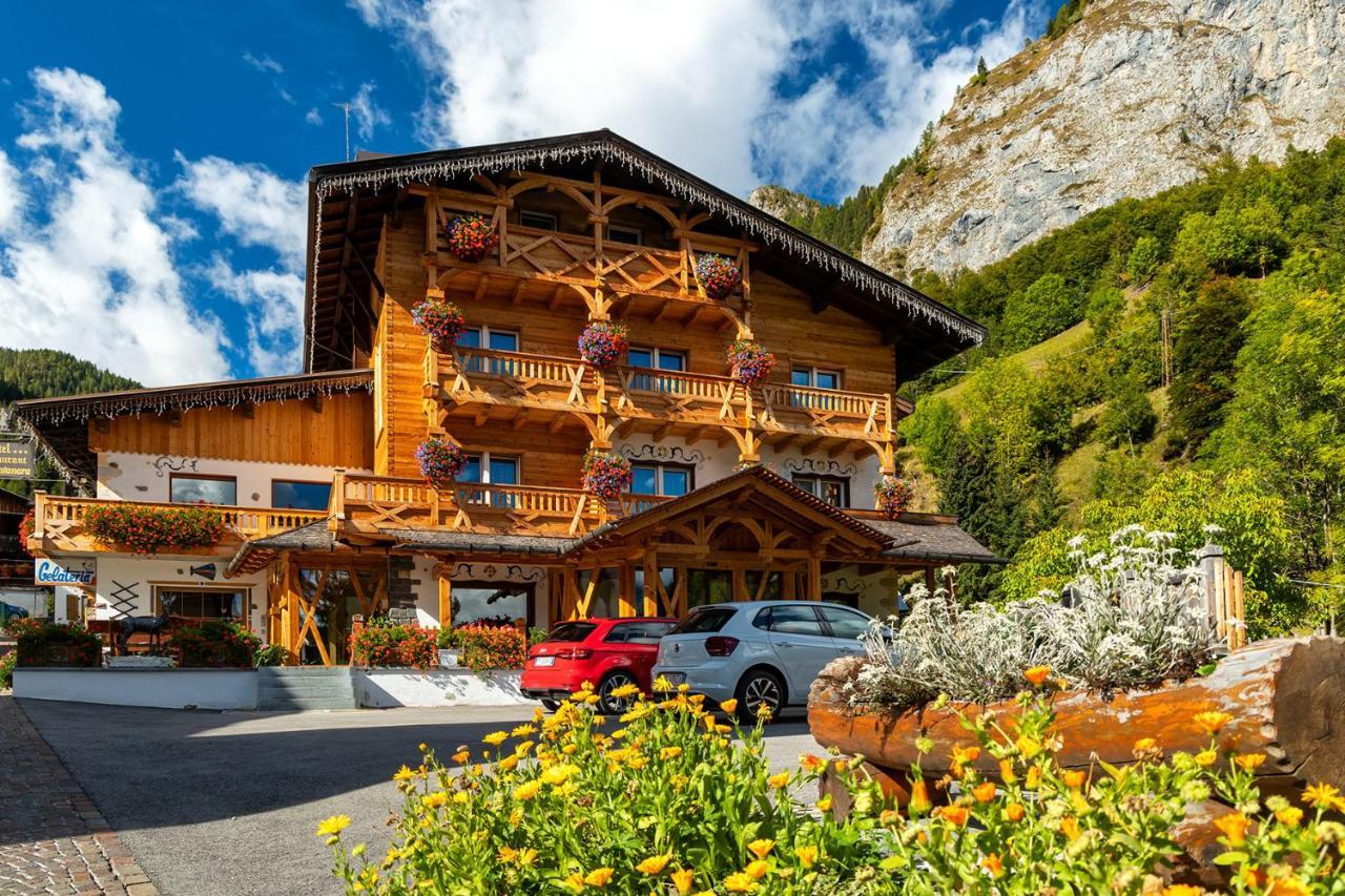 Hotel La Montanara Rocca Pietore Exterior foto